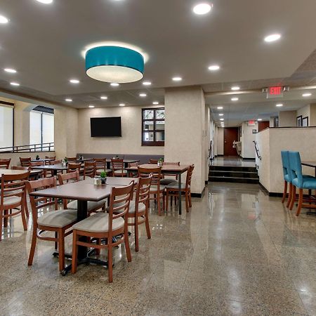 Best Western Plus Indianapolis North At Pyramids エクステリア 写真