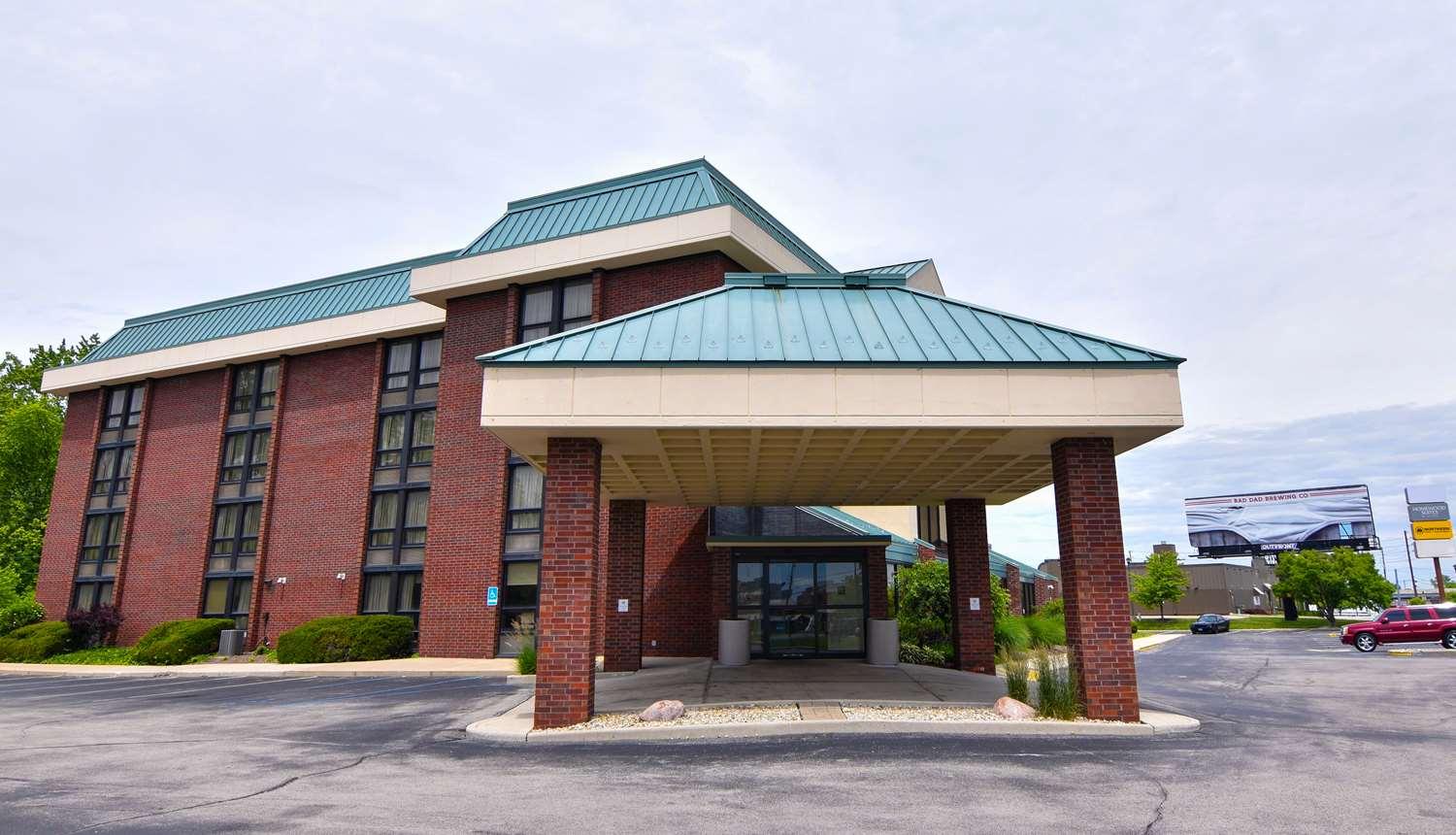 Best Western Plus Indianapolis North At Pyramids エクステリア 写真