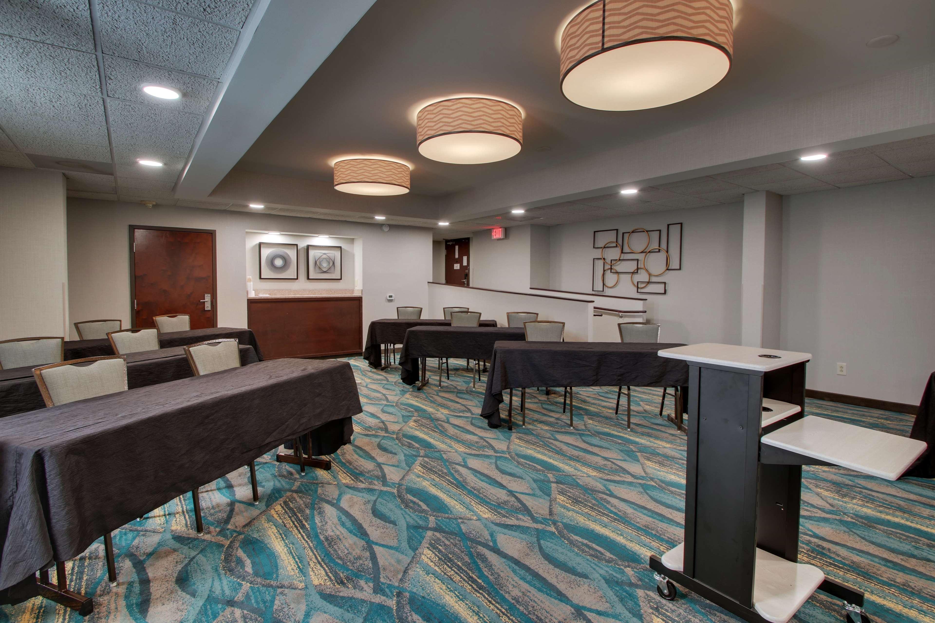 Best Western Plus Indianapolis North At Pyramids エクステリア 写真